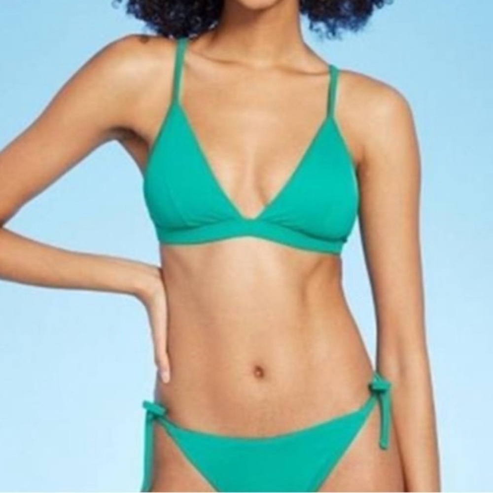 New Shade & Shore Green Triangle Bikini Top Size Medium NWOT